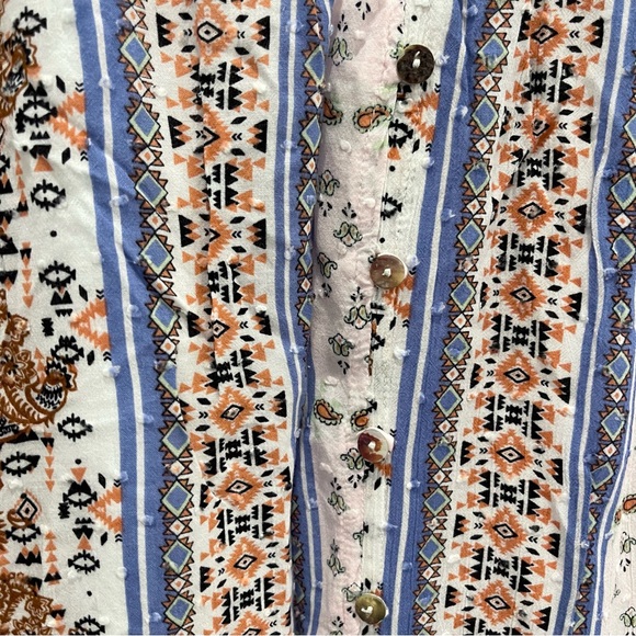 Francesca’s buttons Multicolor Aztec Patterned Sheet Maxi Skirt with Front Slit - Picture 5 of 10